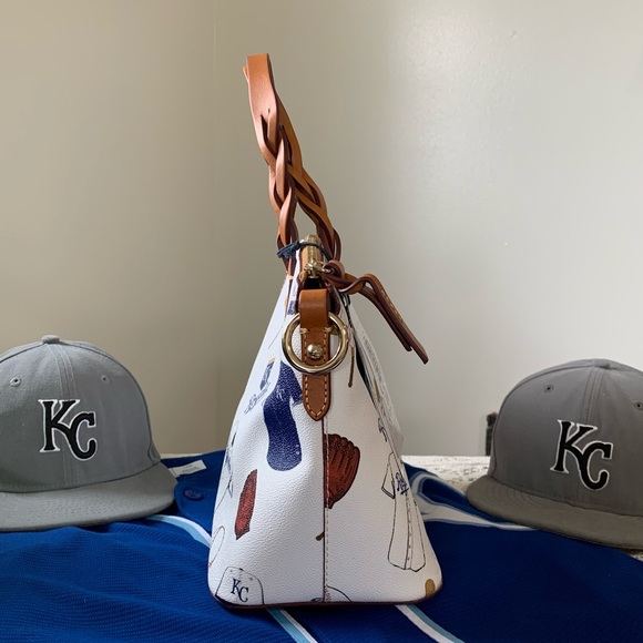 ⚾️ SALE⚾️ *NWT* D&B Dooney & Bourke KC Royals Small Celeste Bag - Picture 5 of 11